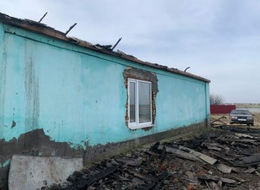 В Сальском районе произошёл пожар в частном доме