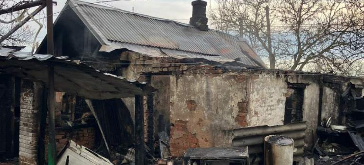 В Сальском районе из-за короткого замыкания в гараже чуть не пострадал мужчина
