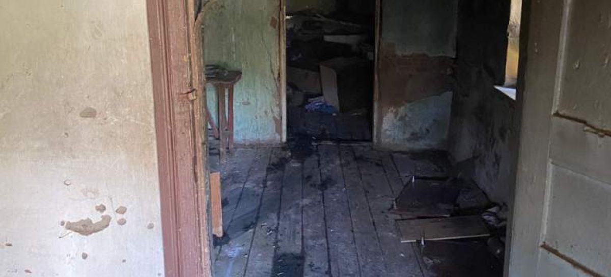 В Сальском районе в пожаре чуть не погиб мужчина
