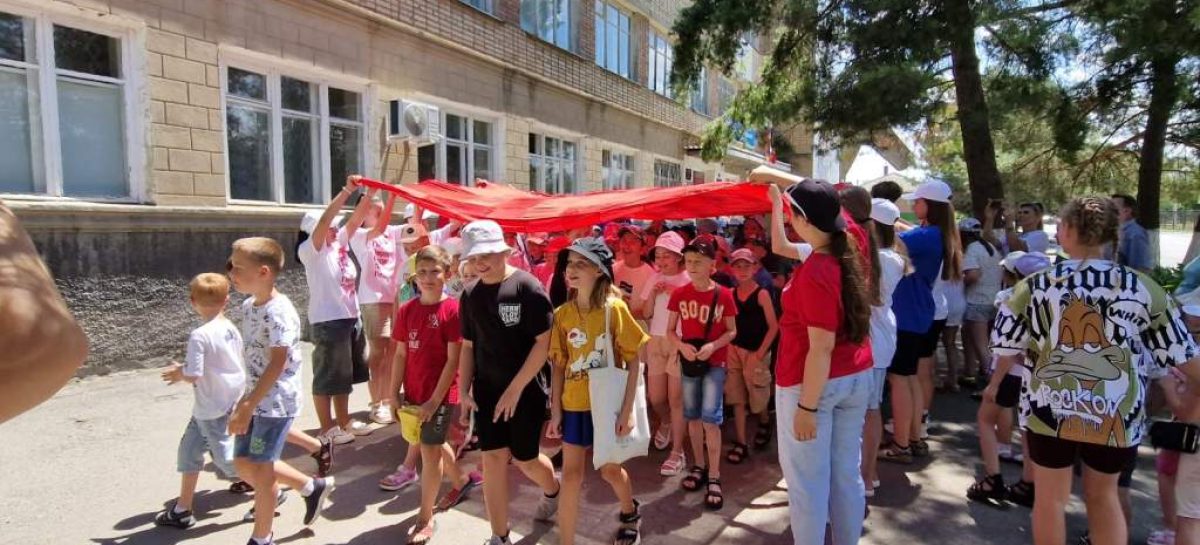В Доме пионеров в Сальске посвятили мероприятие Дню памяти и скорби