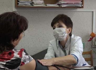 Без помощи не оставили: и в условиях капремонта врачи участковой больницы Гиганта ведут прием пациентов