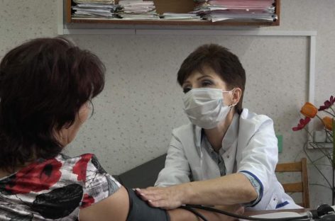 Без помощи не оставили: и в условиях капремонта врачи участковой больницы Гиганта ведут прием пациентов