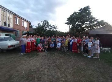 Волонтёрская группа «Своих не бросаем» из пос. Юловский Сальского района отметила свою первую годовщину