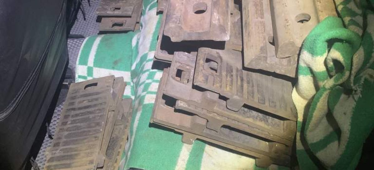 В Лихой транспортные полицейские задержали подозреваемого в краже железнодорожных деталей