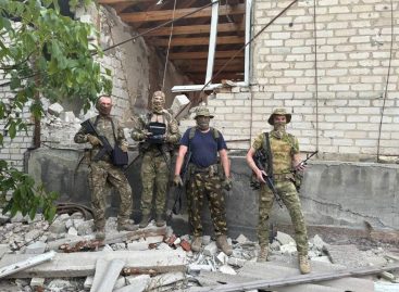 Волонтёрская группа «Вместе сильнее» собирает очередную партию гуманитарной помощи для наших ребят в зоне СВО