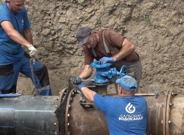Справились за один день: водоканал заменил участок водовода на Чкалова и Лесной