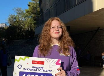 Одиннадцатиклассница лицея № 9 г. Сальска Ангелина Ходосок стала лауреатом I степени «Большой перемены»