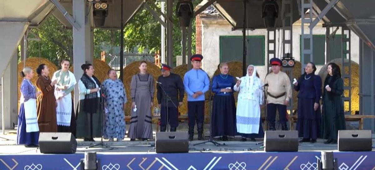 Фольклорный ансамбль «Казачья вольница» РДК имени Р.В. Негребецкого в Сальске стал дипломантом первой степени V Всероссийского конкурса традиционной казачьей песни «Александровская крепость»