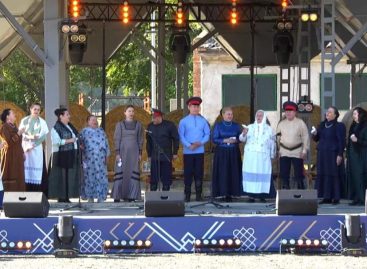 Фольклорный ансамбль «Казачья вольница» РДК имени Р.В. Негребецкого в Сальске стал дипломантом первой степени V Всероссийского конкурса традиционной казачьей песни «Александровская крепость»
