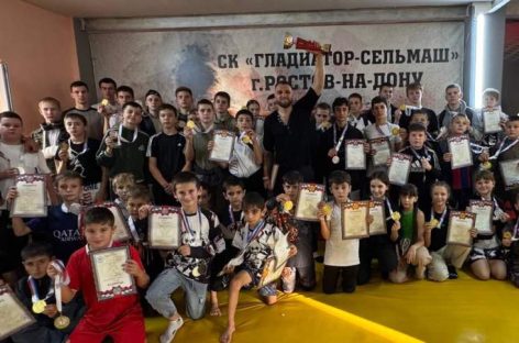 Сальский клуб смешанных единоборств «Берлога» отмечает очередную годовщину
