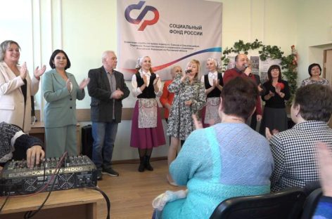 Программа «В рабочий полдень» завоёвывает популярность: работники культуры дают выездные концерты