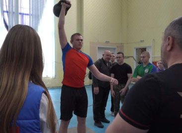 Кто сильнее? Школы, казачьи учреждения боролись за лидерство на казачьем турнире