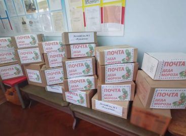 Всё для фронта, всё для победы! Волонтеры Гиганта готовят новогодние подарки землякам — участникам СВО