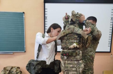 Встреча с участником СВО: для шестиклассников школы № 21 Сальска проведён урок мужества