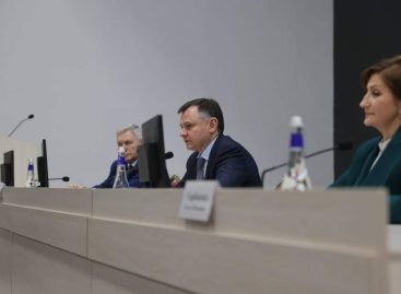 Юрий Слюсарь поручил оказать поддержку аграриям Ростовской области перед посевной