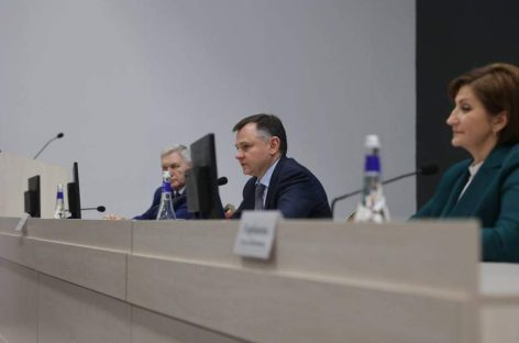 Юрий Слюсарь поручил оказать поддержку аграриям Ростовской области перед посевной