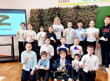 Накануне Для защитника Отечества раненные бойцы и сотрудники луганского госпиталя получили помощь сальской волонтёрской группы «ZOV сердца»