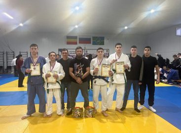 Сальские дзюдоисты стали обладателями медалей турнира в Белой Калитве
