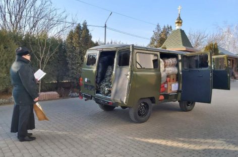 В преддверии Дня защитника Отечества сальчане передали для наших бойцов в зоне СВО автомобиль «УАЗ», медикаменты, продукты, сети от сальчан