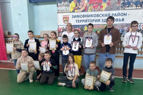 Сальчане прошли первый этап гран-при по шахматам