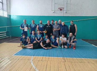 В Сандате прошел традиционный турнир по волейболу