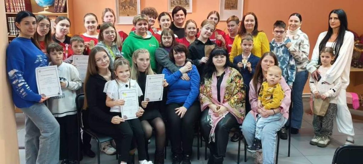 Городской Центр библиотечного обслуживания в Сальске объединил социальных партнёров в проекте «Сильные духом»