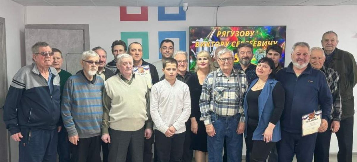 В Сальске прошёл турнир в честь юбилея одного из сильнейших шахматистов района