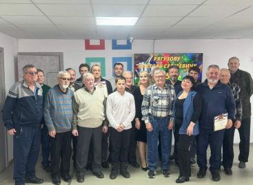 В Сальске прошёл турнир в честь юбилея одного из сильнейших шахматистов района