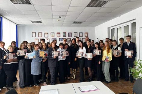 В Сальском институте Южного университета ИУБиП прошло заседание дискуссионного «круглого стола»  «В борьбе с фашизмом мы едины»