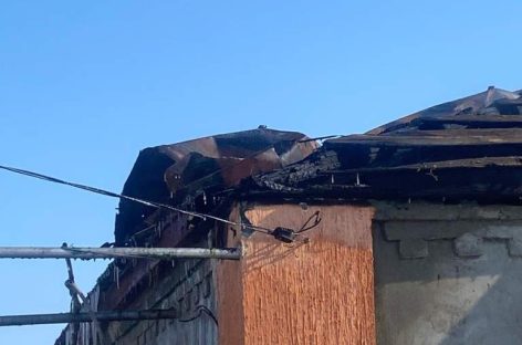 В Сальске из-за короткого замыкания произошёл пожар