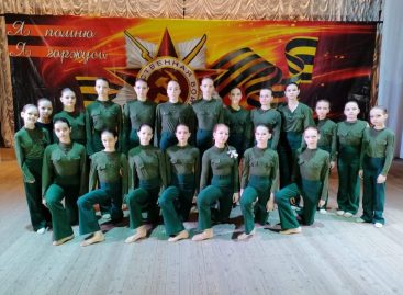 Шоу-балет «Ренессанс» готовится к конкурсам, занимается гимнастикой и контемпорари и осваивает стиль Afro House
