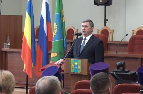 Пошел на третий срок: Владимир Березовский официально вступил в должность главы Сальского района