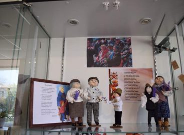 В городской библиотеке организовали творческий конкурс «Священной памяти страницы», посвящённый 80 годовщине Великой Победы