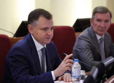 Юрий Слюсарь обратил внимание донских глав на озеленение парков и скверов при благоустройстве