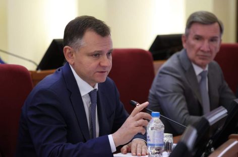 Юрий Слюсарь обратил внимание донских глав на озеленение парков и скверов при благоустройстве