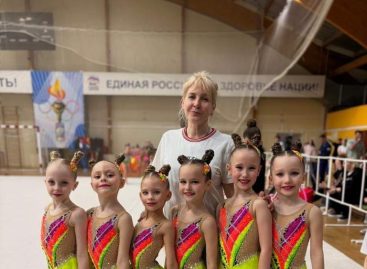 Юные гимнастки Сальска стали бронзовыми призёрами