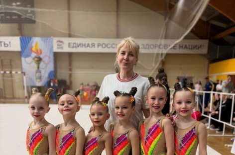 Юные гимнастки Сальска стали бронзовыми призёрами