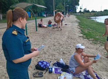 Жителям Сальского района напомнили о необходимости разъяснения детям правил поведения у воды