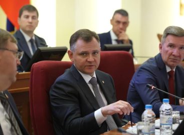 Юрий Слюсарь предложил тиражировать успешные практики по подготовке кадров для предприятий Дона