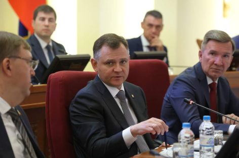 Юрий Слюсарь предложил тиражировать успешные практики по подготовке кадров для предприятий Дона