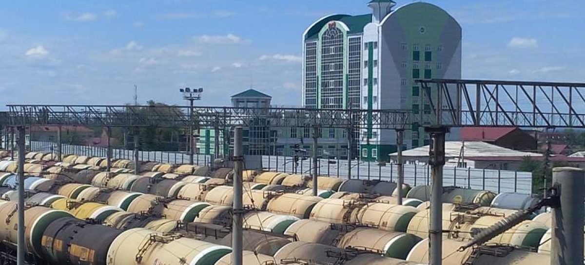 Жителям Сальского района рассказали об ответственности за  действия, угрожающие безопасности на транспорте