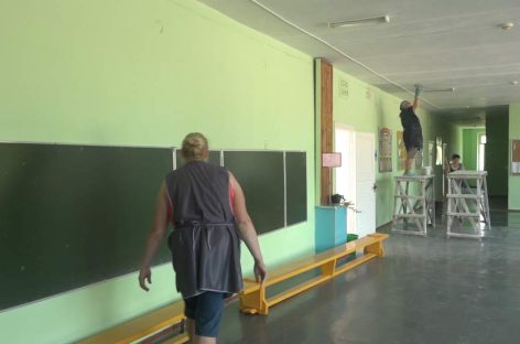 В березовской школе посветлело — там вставили окна, обновили стены и потолки