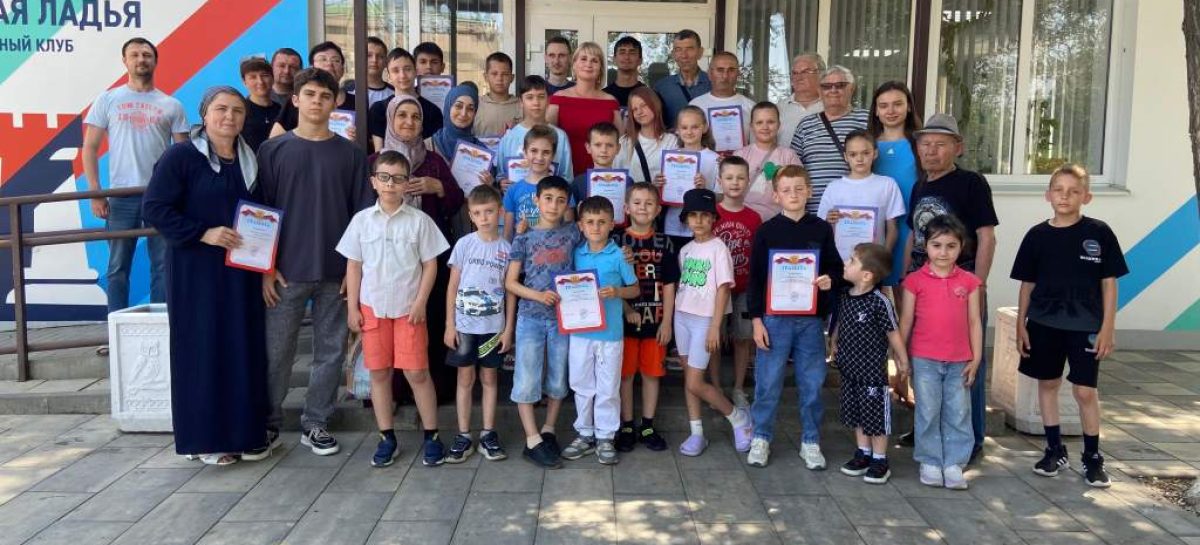 Очередной турнир прошел в «Белой ладье» Сальска