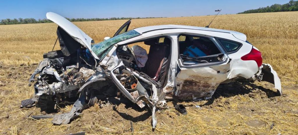 В Сальском районе в аварии погибли два человека