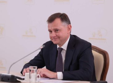 Глава Ростовской области Юрий Слюсарь провел первую большую пресс-конференцию