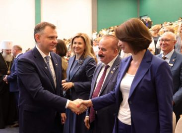 На Дону с 1 октября проиндексируют оклады педработникам