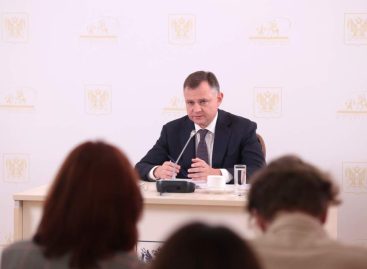 Юрий Слюсарь рассказал о планах обновления энергосетей на Дону