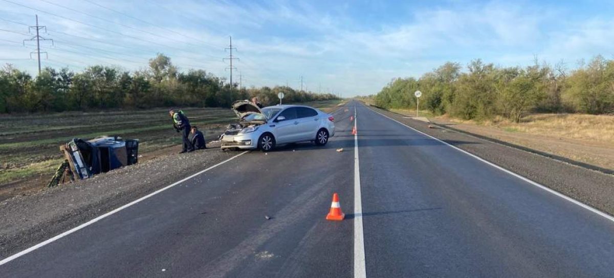В Сальском районе автоледи превысила скорость и столкнулась с ВАЗ