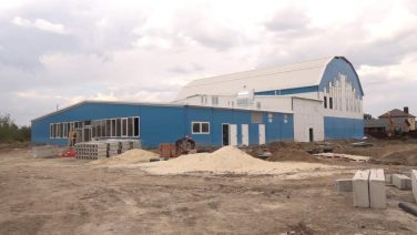 Работы близятся к финишу, скоро сальчане будут плавать в бассейне