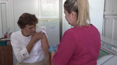Первый пошел — сальчан прививают от гриппа